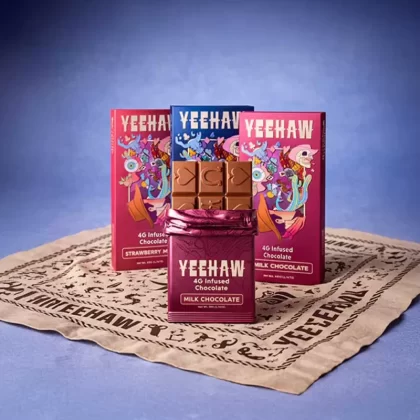 Yeehaw chocolate infusionado - Strawberry Milk