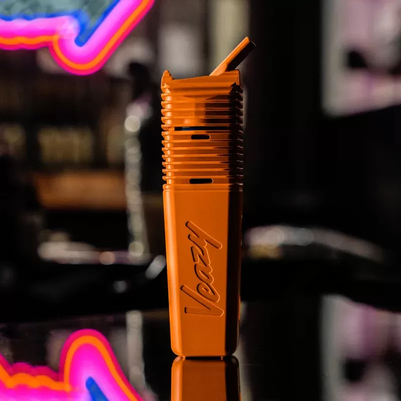 VEAZY Vaporizer - Colour#Inspiring Orange>Alluring Black>Dynamic Blue>Charming Pink (707F33)