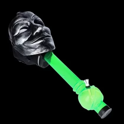 Smoke Cartel Gas Mask Bong with Acrylic Bubble Tube