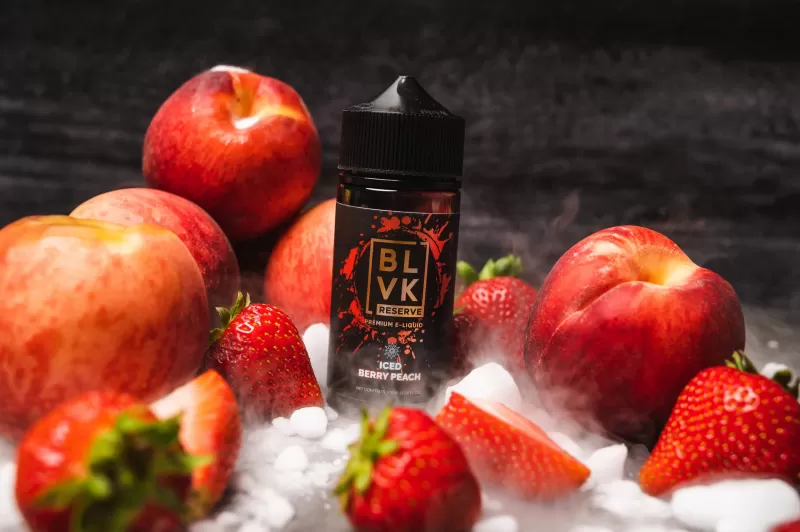 ICED BERRY PEACH – BLVK PINK SERIES – BLVK RESERVE – 100ML - Vapebar Pk - Image 2
