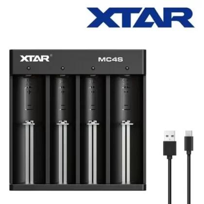 XTAR MC4S 4 CELLS Charger