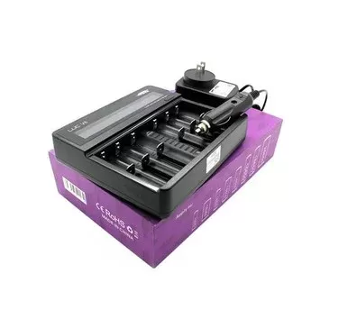 Efest LUC V6 Smart Charger - Ecigpremium